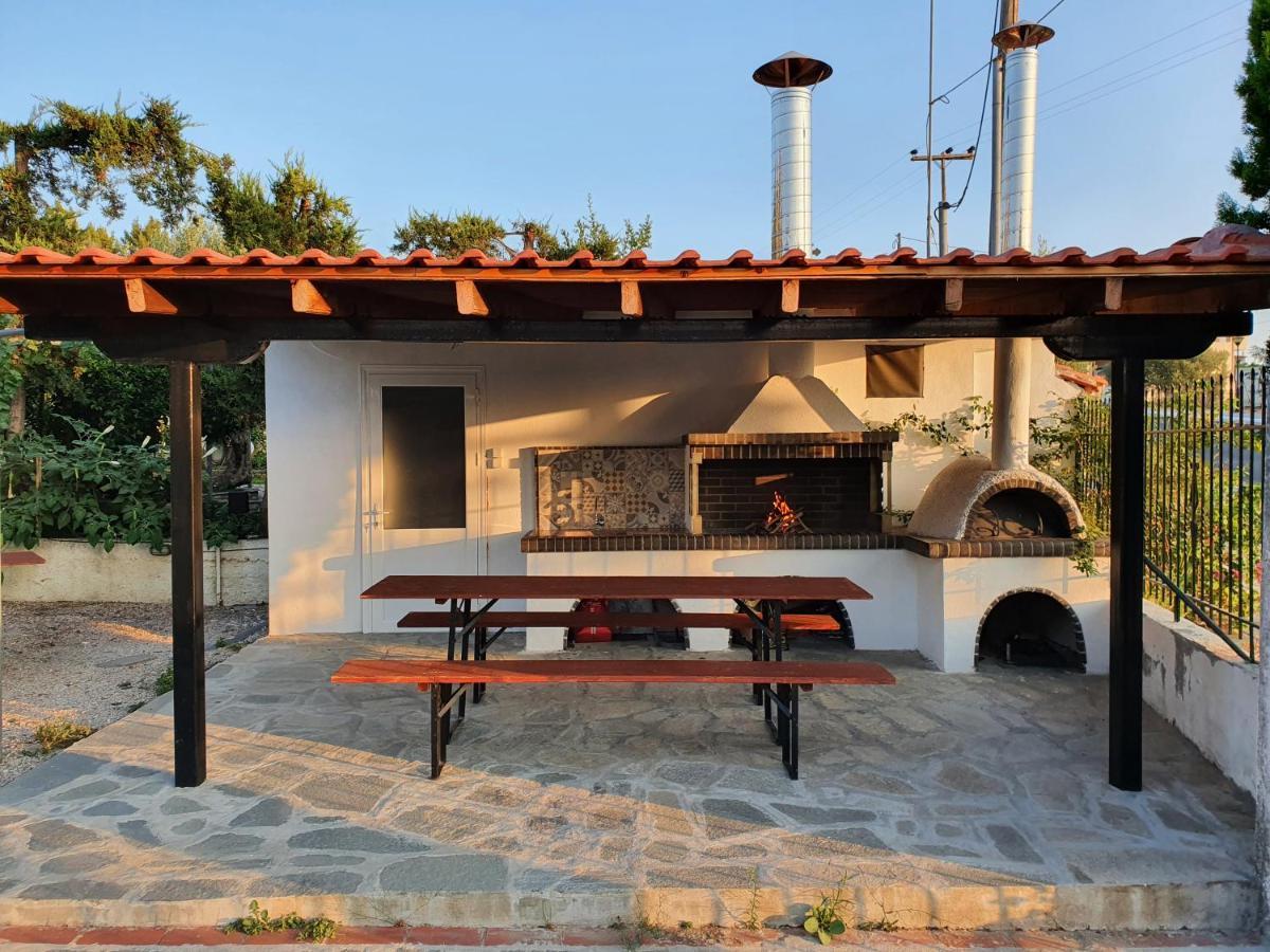 Hotel Pefko Néos Marmarás Exterior foto